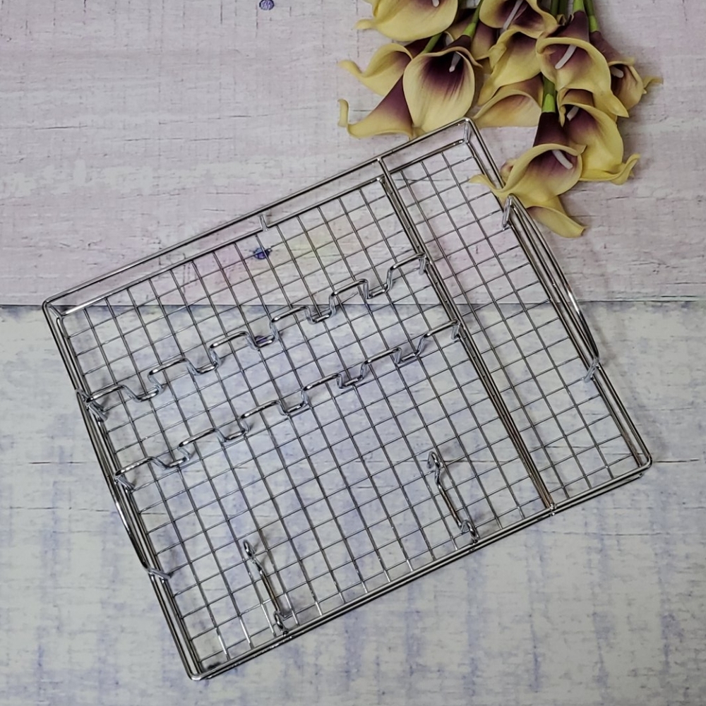 NWOT Oneida Silverware Drawer Organizer